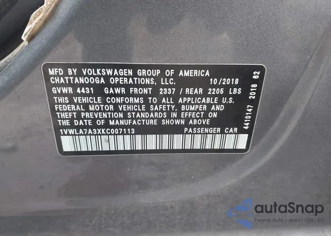 2019 Volkswagen Passat 2.0T Wolfsburg Edition z USA, uszkodzony, nr VIN 1VWLA7A3XKC007113